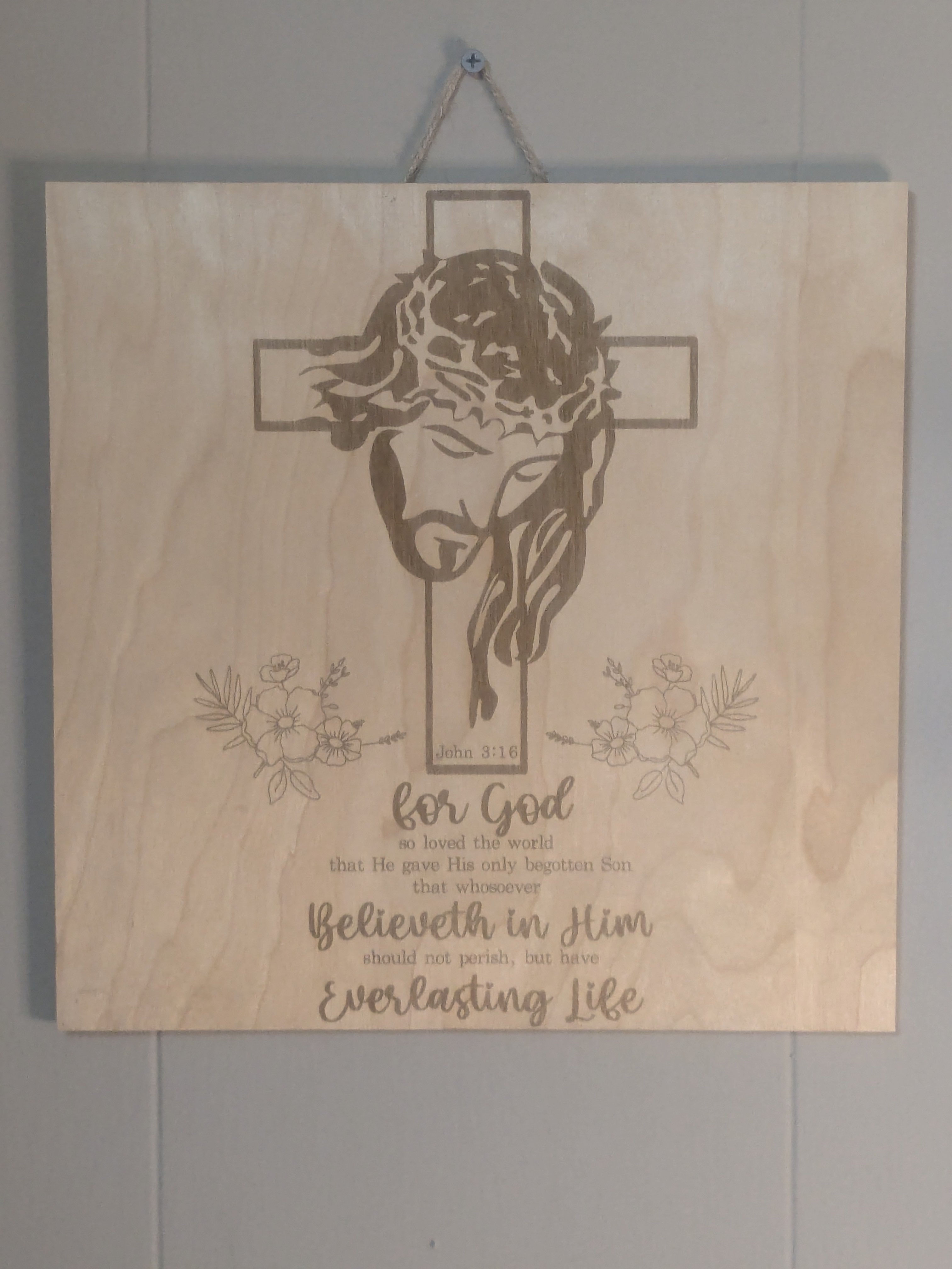 John 3:16 Stylized Cross Plaque – Scripture and Crown of Thorns Wood Art